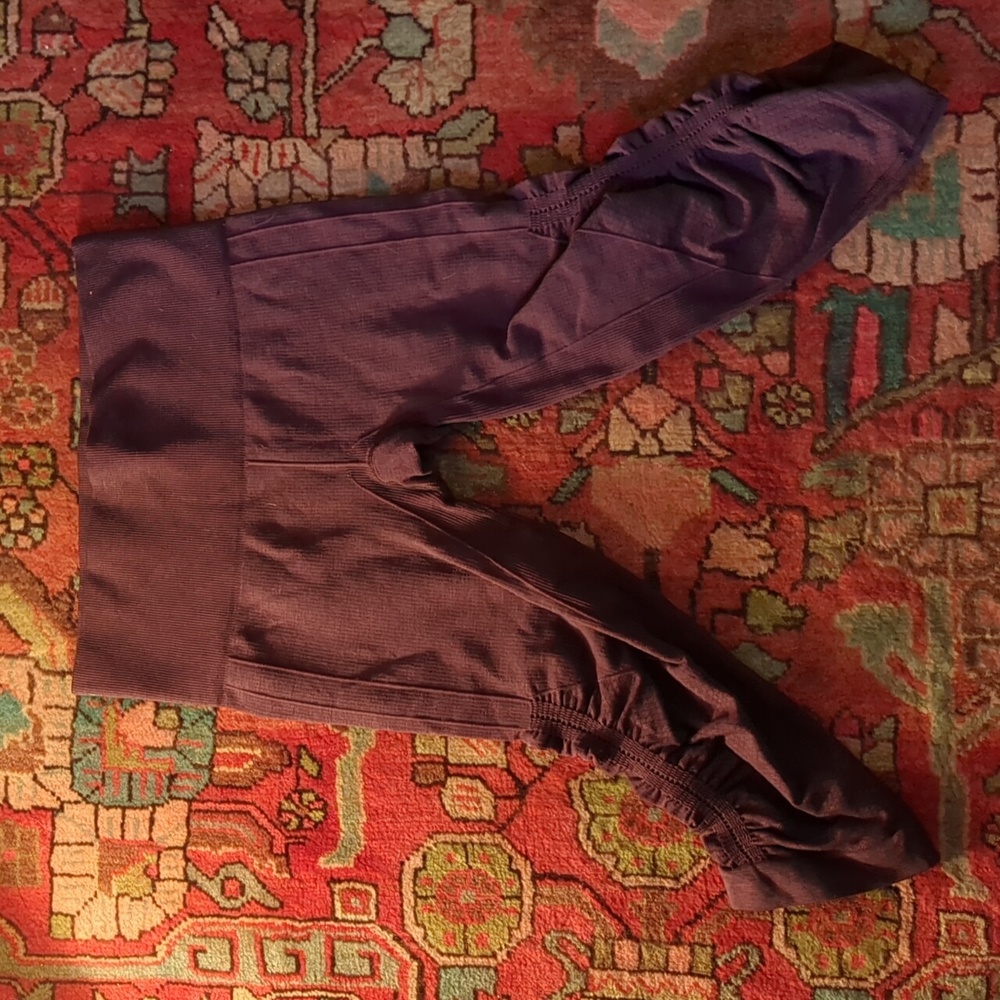 LULULEMON Ebb to street cropped yoga tights size 2